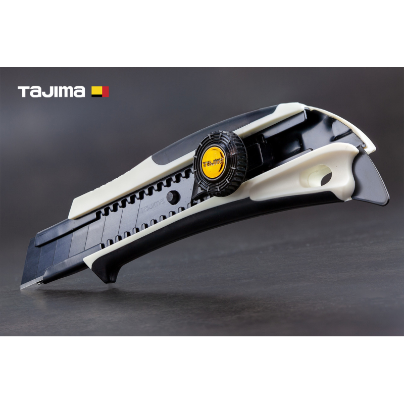 Ніж канцелярський 18 мм TAJIMA DORAFIN (Японія) DFC-L561W гвинтовий фіксатор Ніж канцелярський 18 мм TAJIMA DORAFIN (Японія) DFC-L561W гвинтовий фіксатор